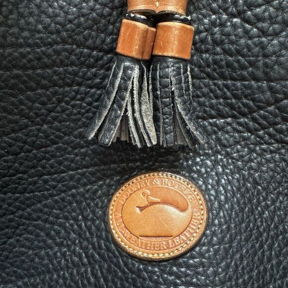 VTG 80s Dooney & Bourke All Weather Leather Drawstring Bucket Bag Black Tan USA - Picture 4 of 14